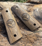 1911 Grips – Redwood